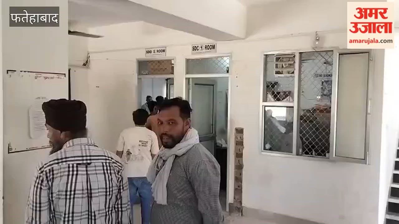 Three electricity department employees caught red-handed by the ACB while accepting a bribe of ₹12,000 in Tohana.