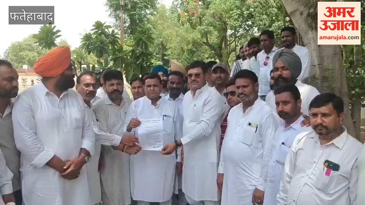 Sarpanch Association in Fatehabad has launched an agitation, demanding an increase in government rates for bricks and the direct transfer of budgets of up to ₹21 lakh into their accounts