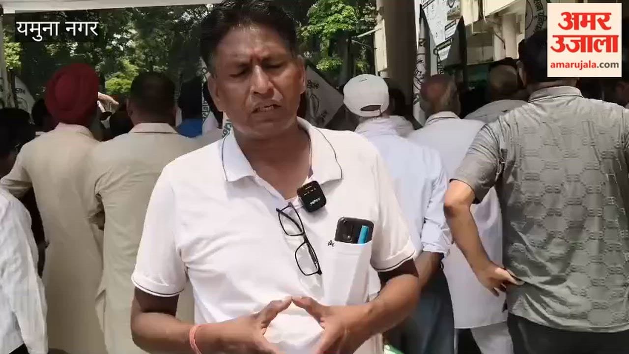 Farmers in Yamunanagar hold a bike and tractor rally to protest against the India-US free trade deal; memorandum submitted to the PM through the Deputy Commissioner.