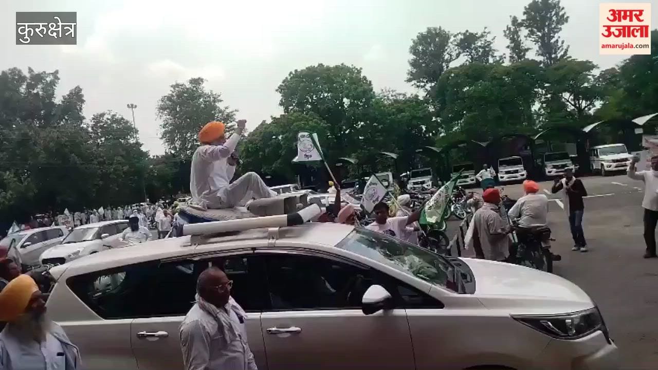 Farmers took to the streets in Kurukshetra and held a motorcycle march.