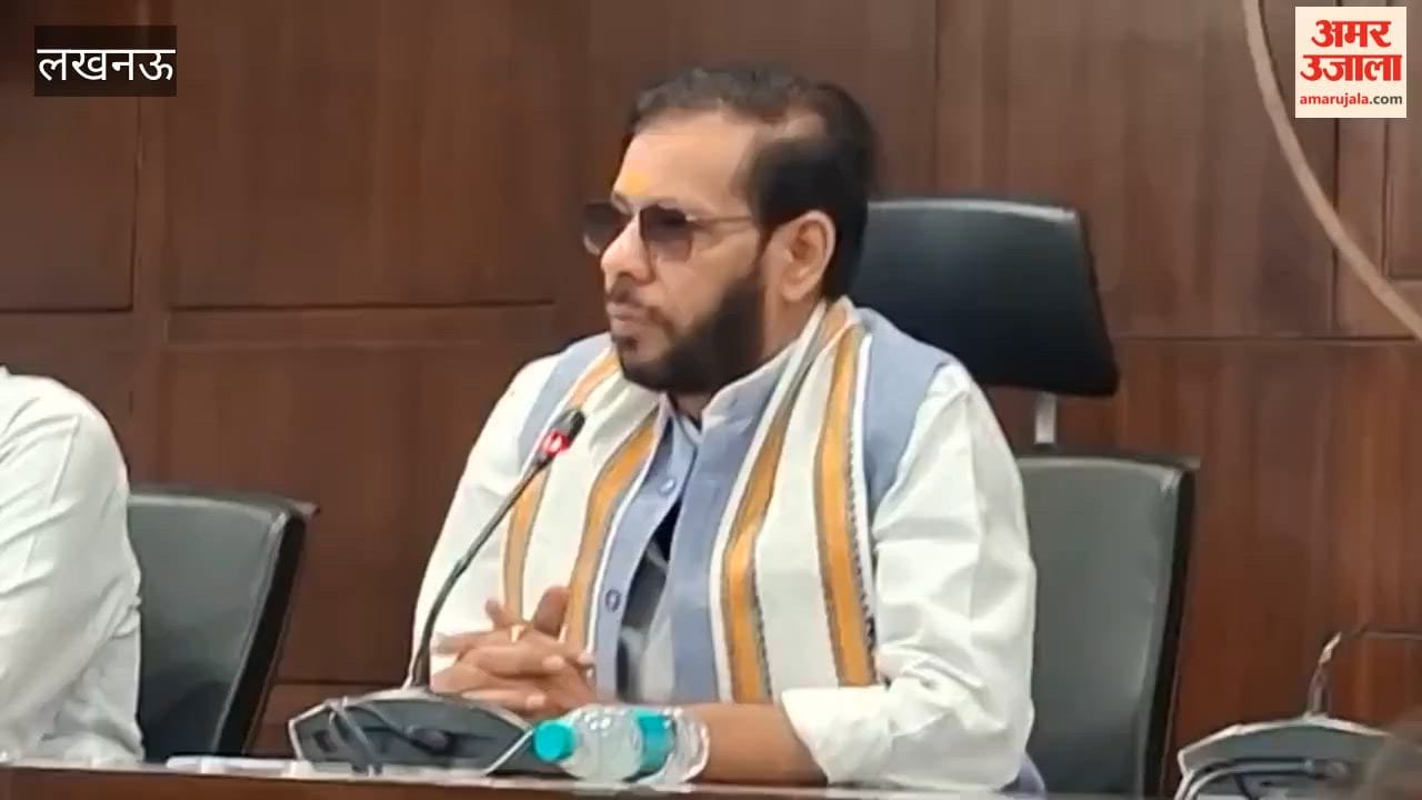 मंत्री मनोज पांडेय बोले- दिव्यांग एवं वृद्ध कार्ड धारक के घर पर कोई नहीं है तो आवास तक पहुंचाया जाएगा राशन