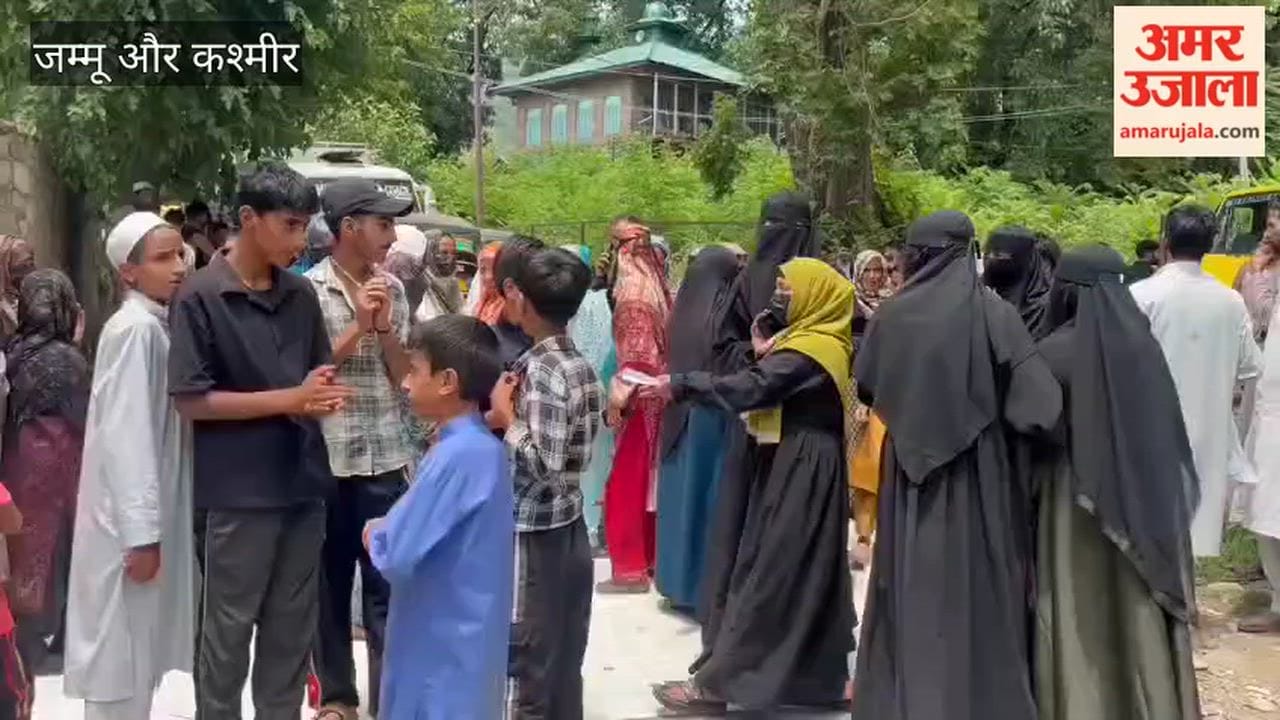 'If you can't solove our basic facilities Deport us to China or Bangladesh