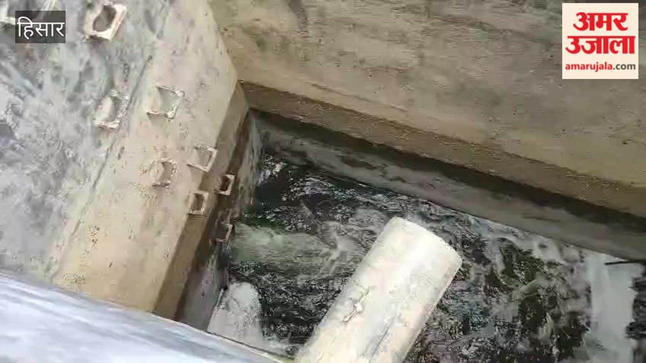 worker died due to toxic gas in the tank of a sewerage plant in Gangwa village of Hisar, one seriously injured