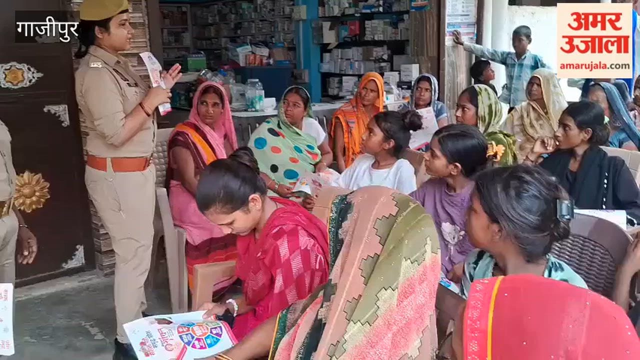 Information on helpline numbers provided to women under Mission Shakti