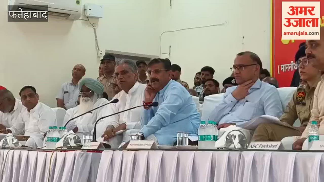 Fatehabad: Cabinet Minister Krishan Bedi heard 14 cases and reprimanded officials from the police, irrigation, and electricity departments.