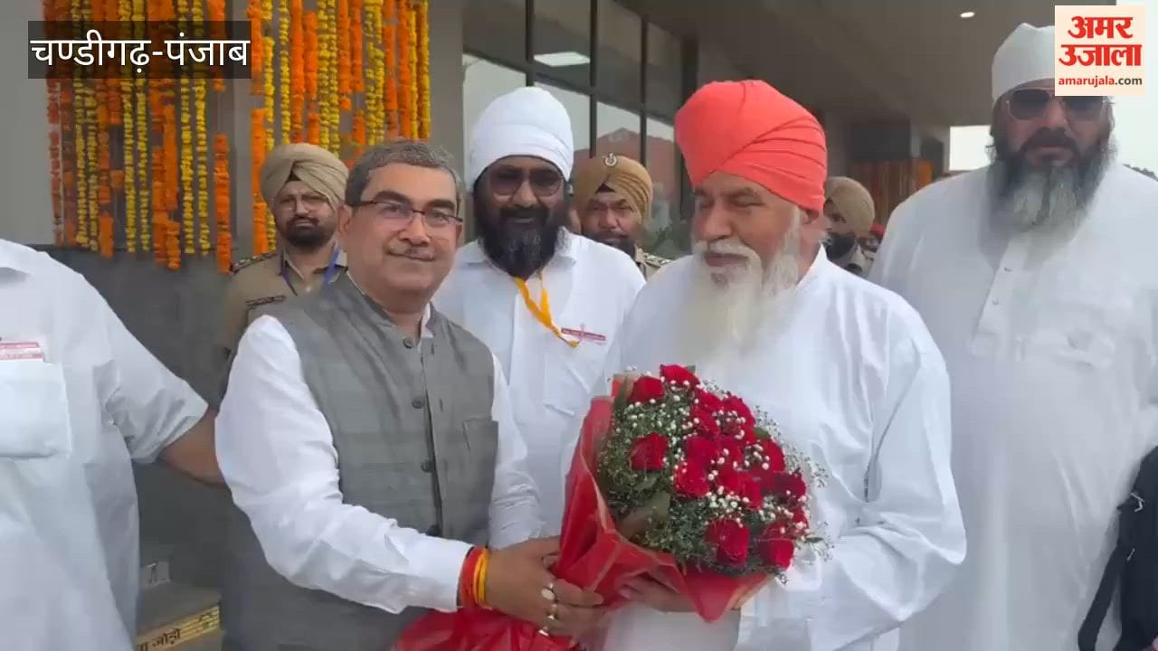 Sachkhand Balla chief saint Niranjan reached PM Modi program