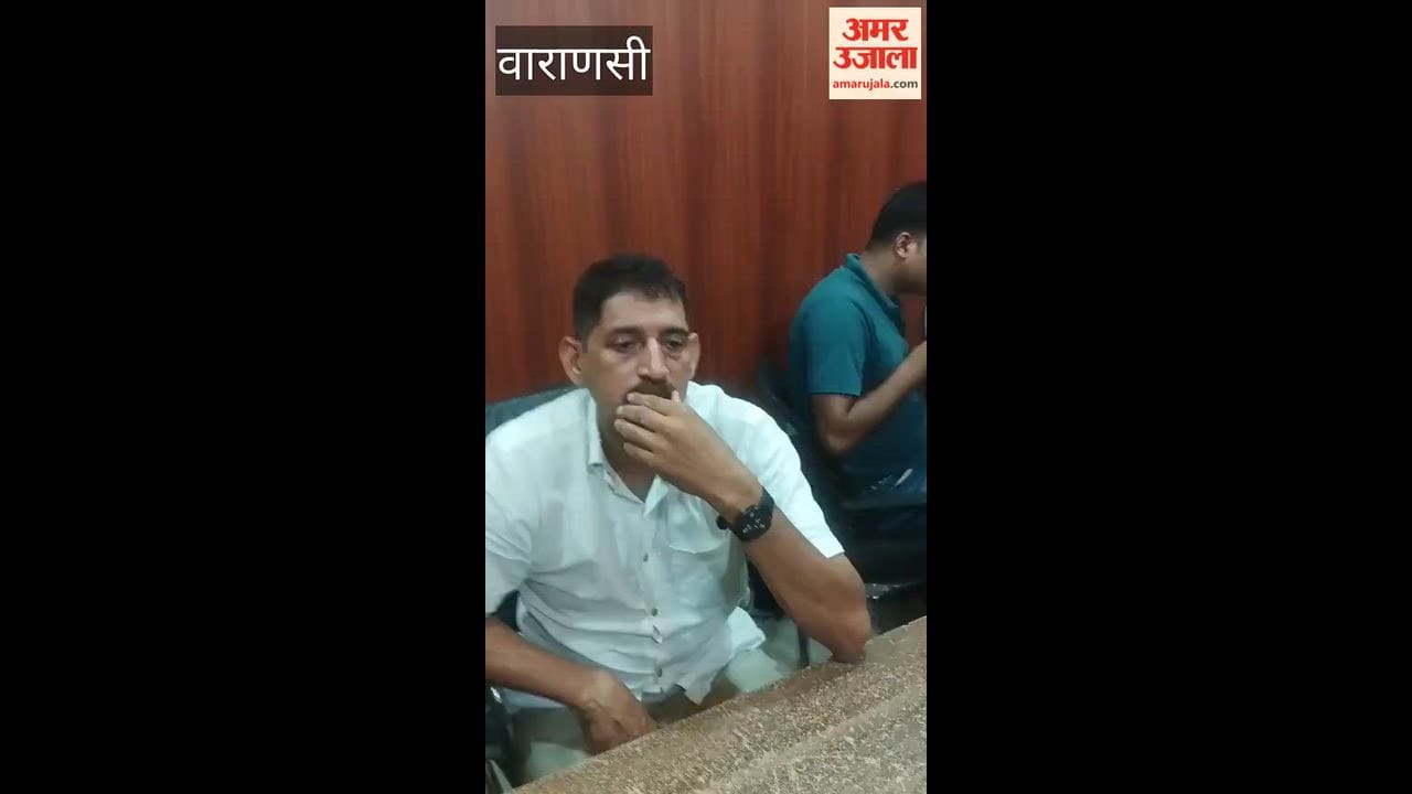 Urdu translator at Cantt police station arrested in Varanasi while accepting a bribe of ₹20,000