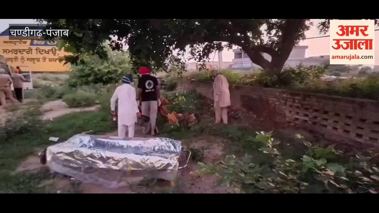 Body of an unidentified person recovered from a vacant plot near Bohna Chowk in Moga.