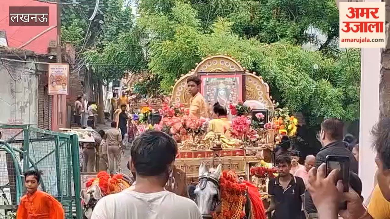 लखनऊ में सिंदोहन देवी माता मंदिर से निकली भगवान जगन्नाथ की रथ यात्रा