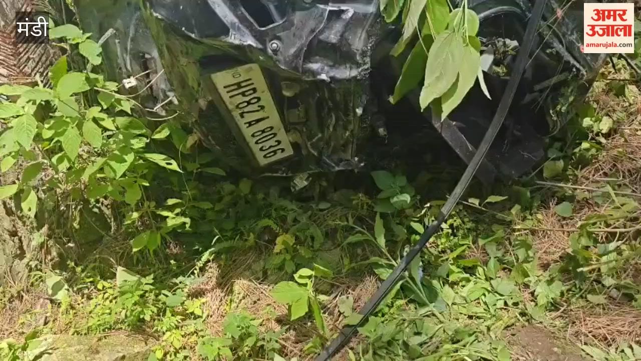 himachal mandi piplu car fell 400 feet gorge family injured 2026