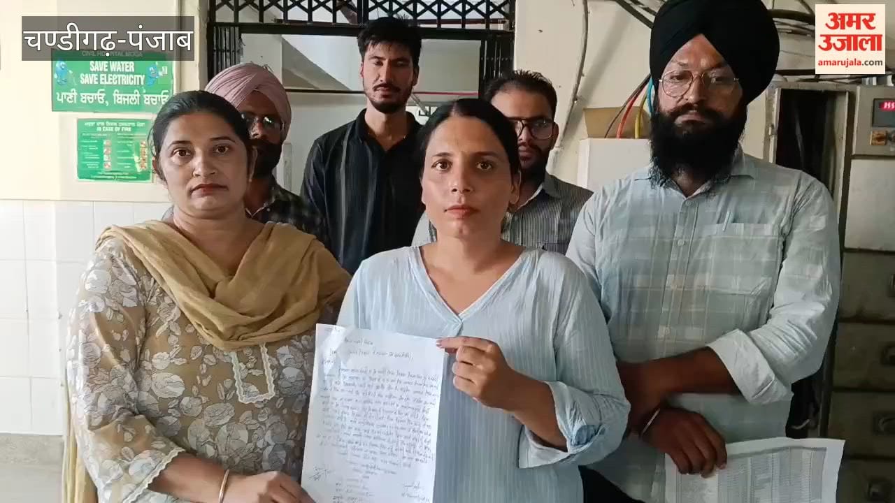 Outsourced employees of Moga Civil Hospital demand regularization of their services