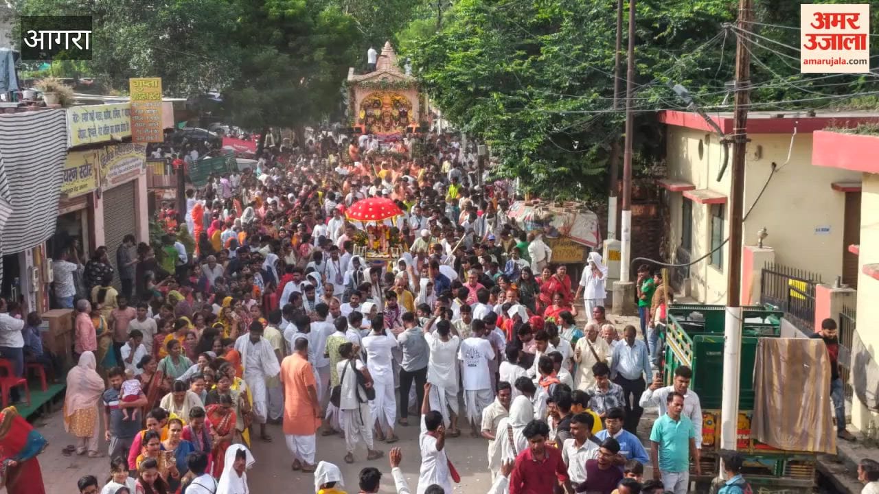 Lord Jagannath's Grand Rath Yatra Draws Massive Crowd, Devotees Rush to Pull the Chariot