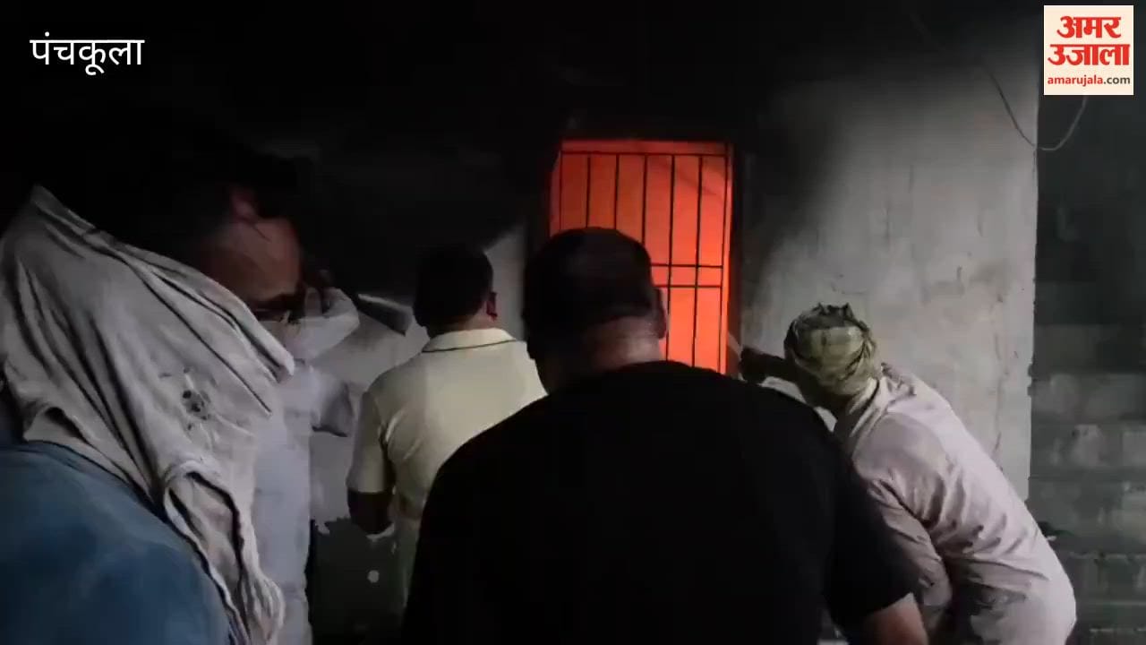 Fire breaks out at Dataram & Sons warehouse due to a short circuit