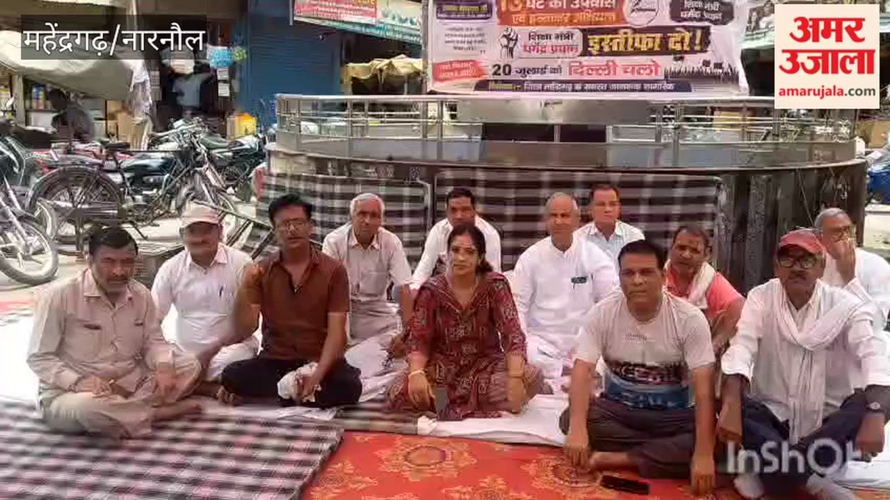 13-hour fast and sit-in protest at Azad Chowk in support of Sonam Wangchuk.