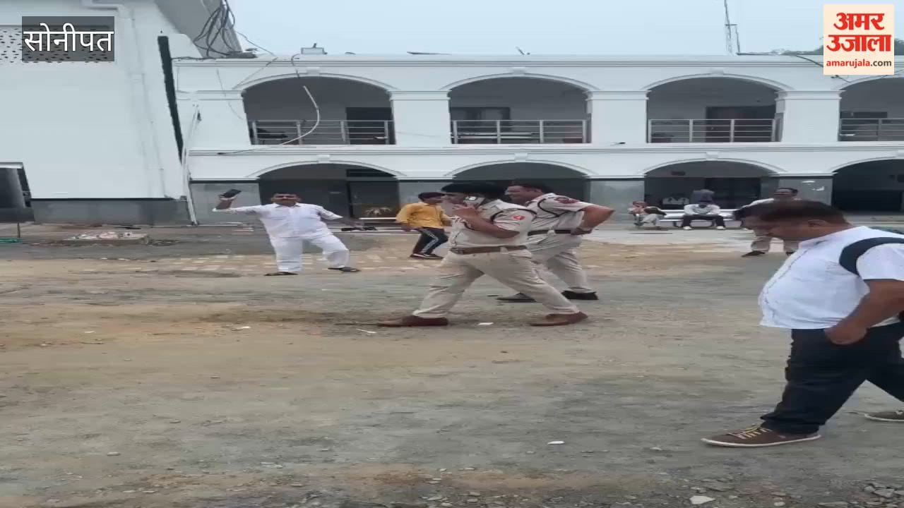 Drama at Sonipat railway station ahead of the march to Jantar Mantar; police stopped AAP workers heading to Delhi.