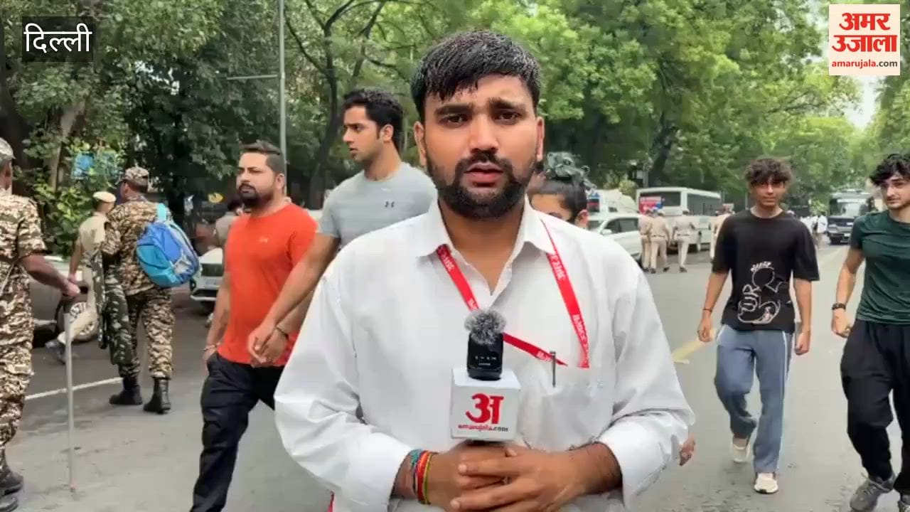 Police action against protesters at Jantar Mantar