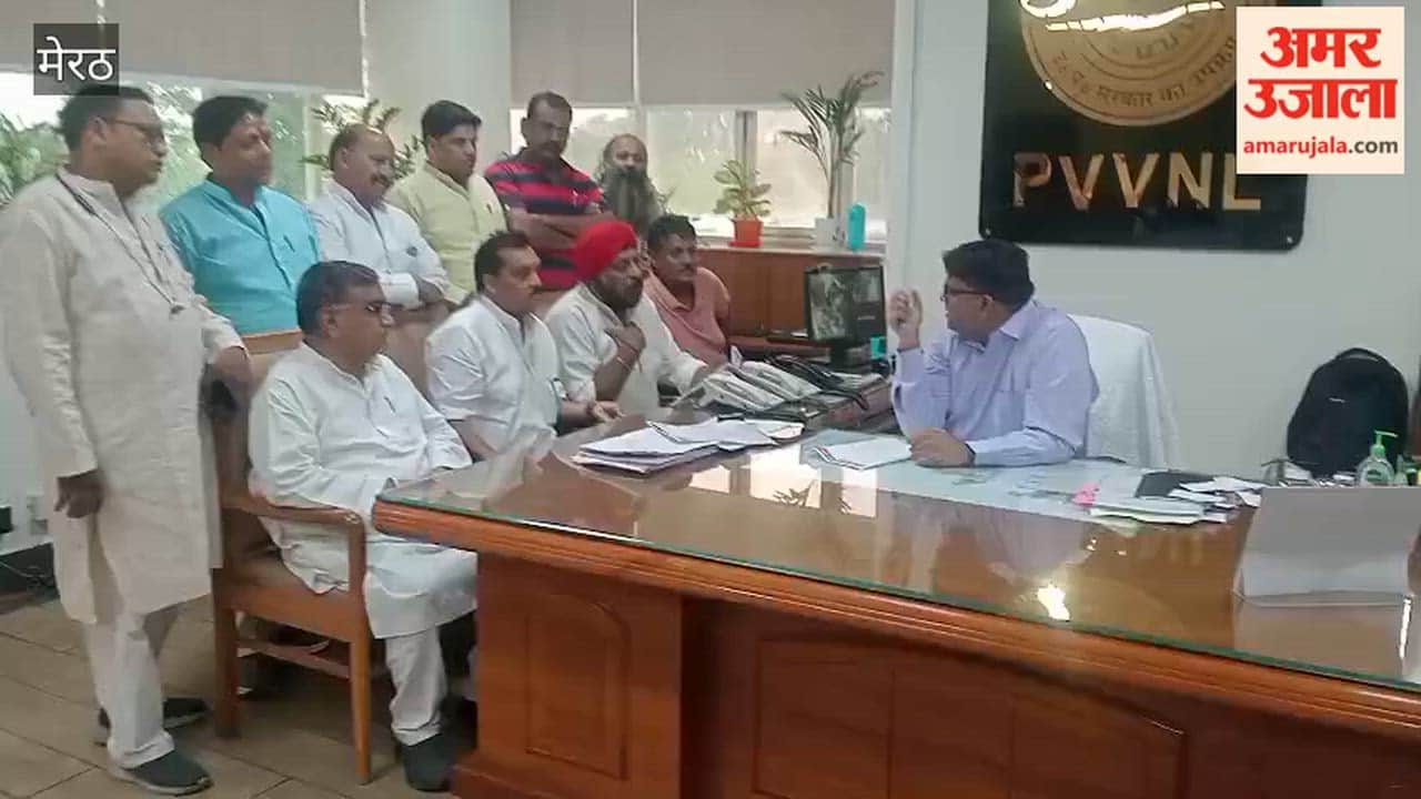 Meerut: Industries and businesses affected by power issues; traders meet Power MD.