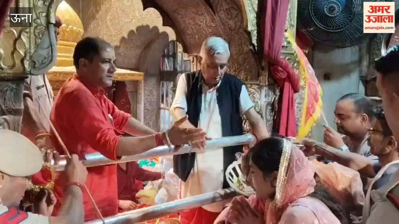 maa chintpurni temple crowd sunday devotees queue una himachal news