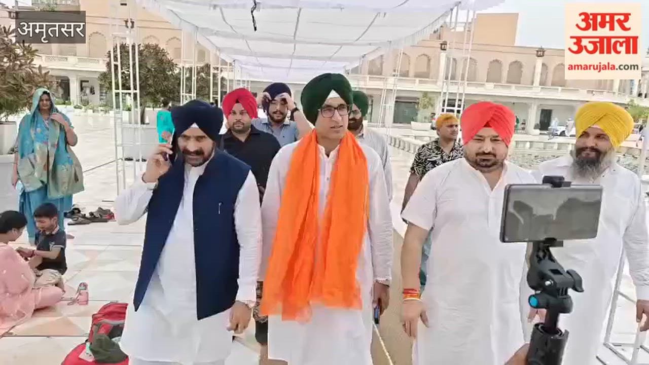 BJP National Spokesperson Pradeep Bhandari paid obeisance at Sri Harmandir Sahib