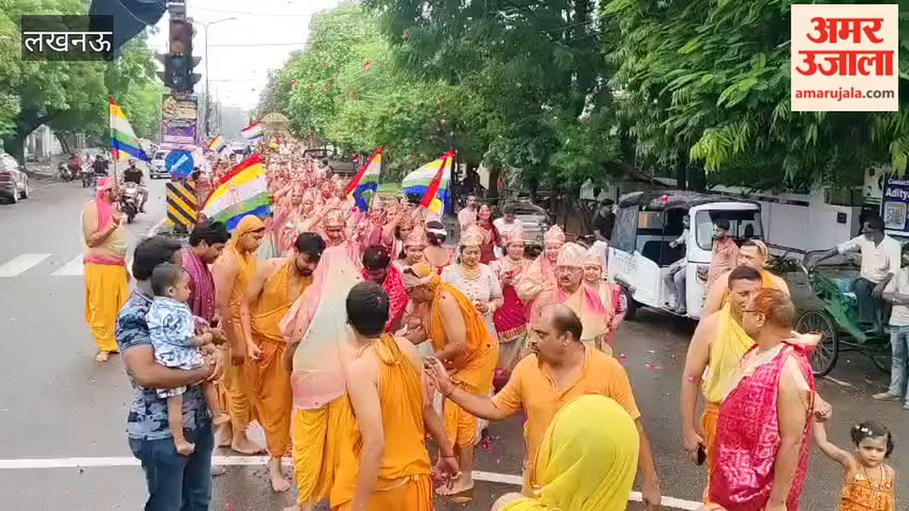 लखनऊ में इंदिरा नगर के जैन मंदिर से घट यात्रा और सिद्ध चक्र महामंडल विधान का शुभारंभ
