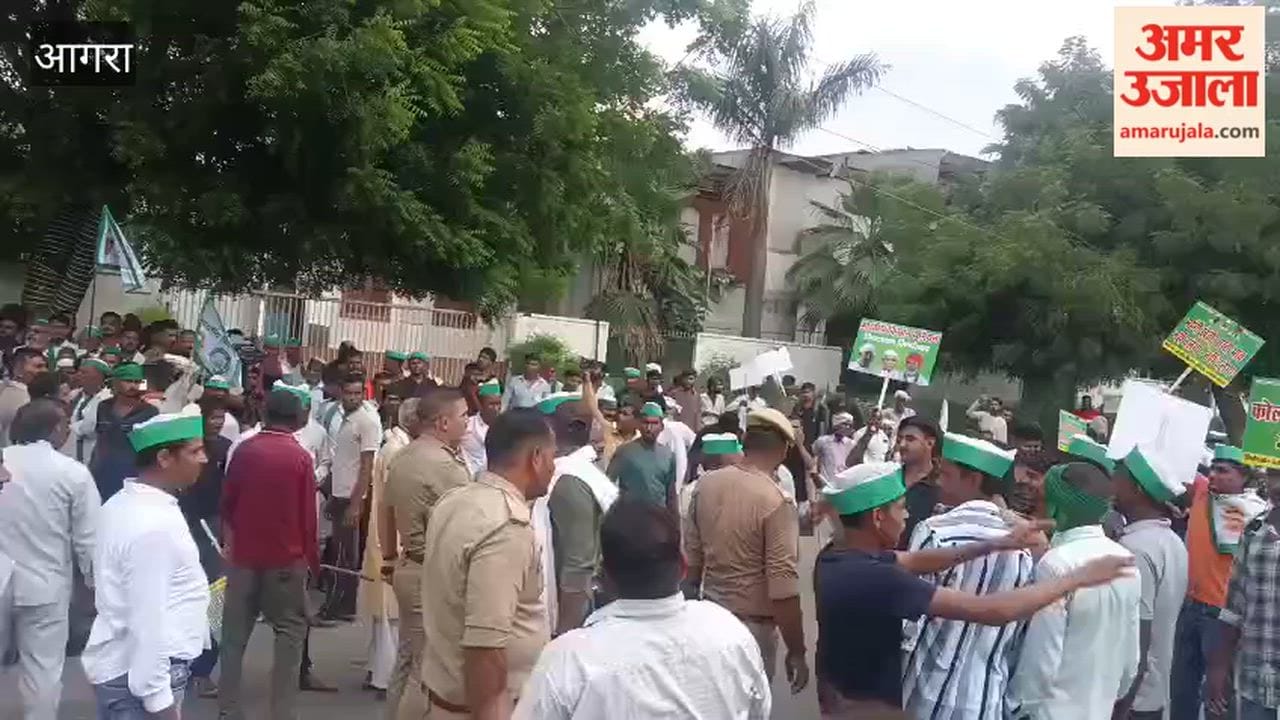 BKU Leaders Break Police Barricades During March from Ramada to Collectorate