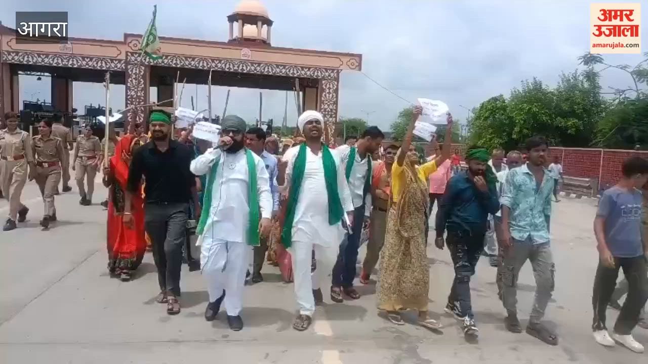 Farmers Protest at Rahan Kalan Toll Plaza Over Demand for 10% Developed Plots