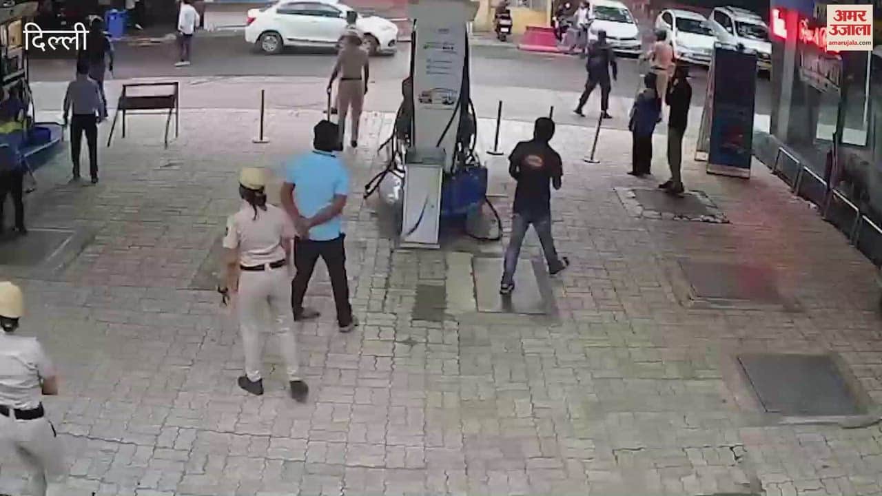 Crowd pelts security forces with stones incident from July 20 captured on camera Connaught Place