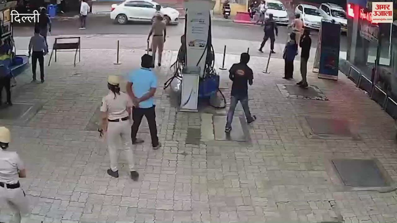 Crowd pelts security forces with stones incident from July 20 captured on camera Connaught Place