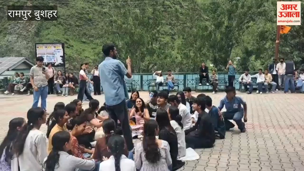 SFI Protest in Rampur Over Shimla Student Incident, Demands Fair Probe into NEET Paper Leak
