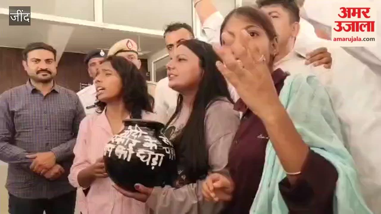 Youth protest from CRSU to the DC office.