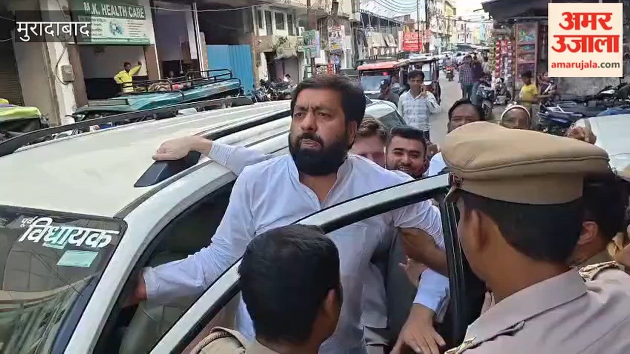 98 Congress leaders, including the district president and metropolitan president, were detained and released.