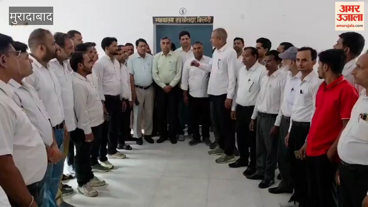 Lawyers protest against the Tehsildar continues for the second day