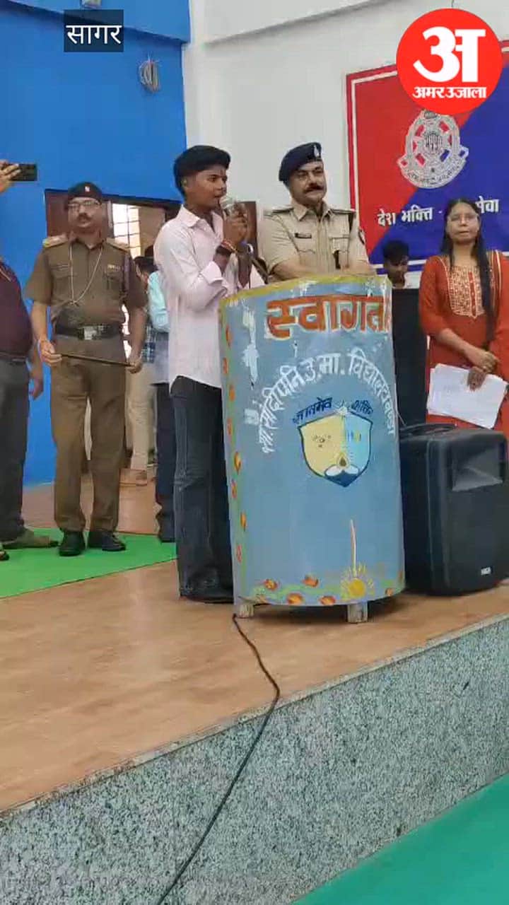 Bundelkhand's Kranti Gaur Inspires Girls: Hundreds Take Oath in MP Police Anti-Drug Drive For India!
