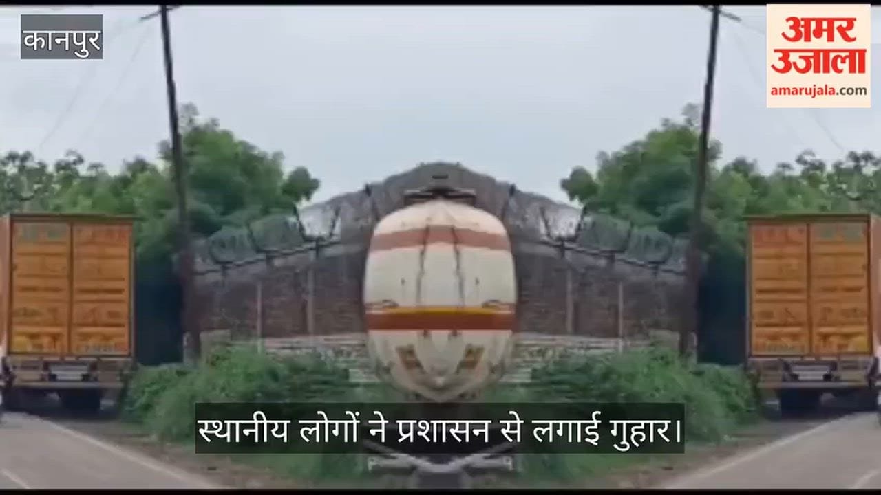 Kanpur Recklessness on the Chaubepur Bithoor road trucks parked along roadside are becoming cause of death