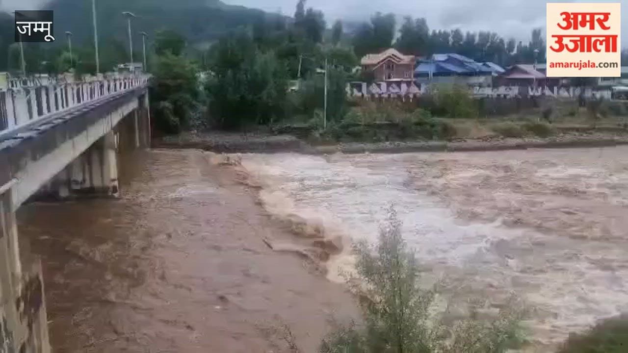 Water levels rise in Bandipora's rivers and Wular Lake; administration and police issue safety advisory.