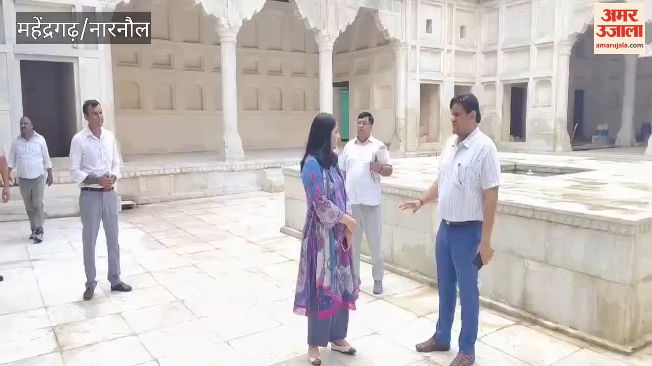 The Deputy Commissioner conducted a surprise inspection of Birbal ka Chhatta and Chor Gumbad in Narnaul.