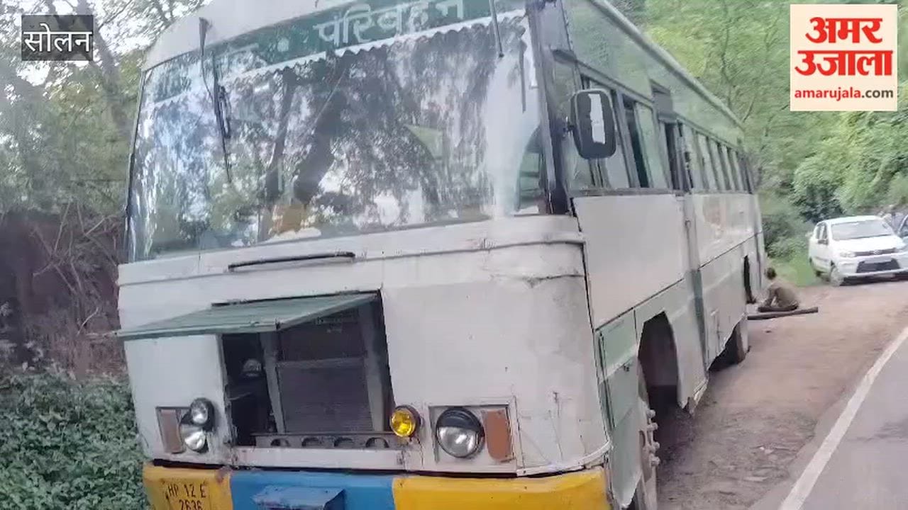 hrtc bus breakdown near ramshahr nalagarh depot 35 passengers stranded