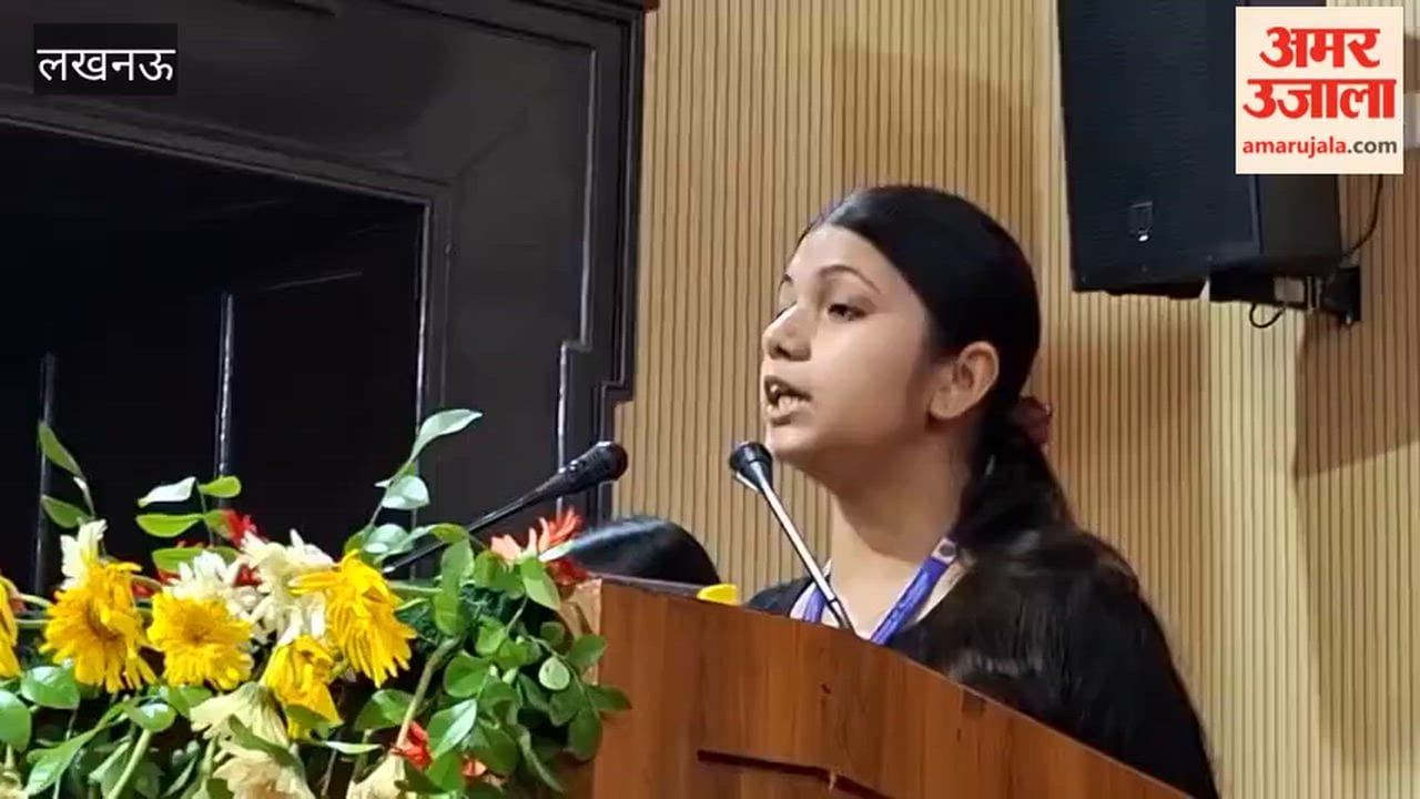 लखनऊ विश्वविद्यालय में आयोजित भाषण प्रतियोगिता में श्रेयम मिश्रा ने रखे अपने विचार