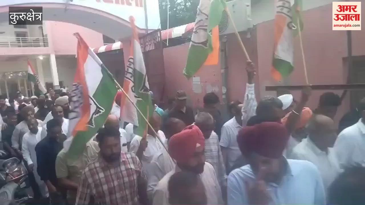 Congress workers celebrated after the Union Education Minister resigned.