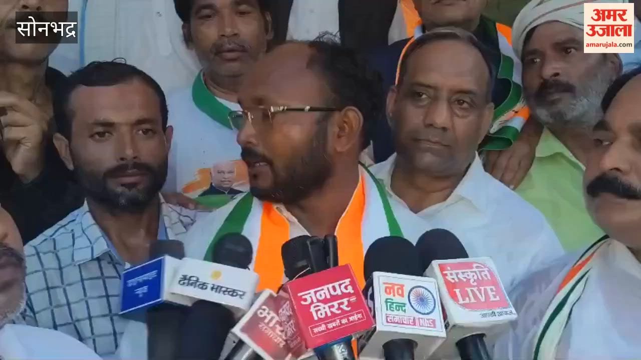 Congress holds march, terms Education Minister's resignation a victory for students