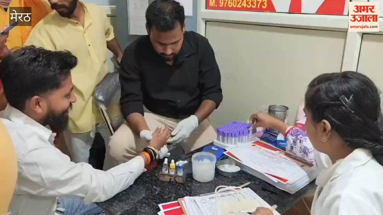 Meerut: VHP-Bajrang Dal Organises Blood Donation Camp on Kargil Vijay Diwas