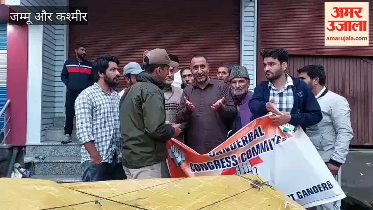 Congress Holds District-Level Candle Light March in Ganderbal in Solidarity with Students; Condemns Assault on NEET/CBSE Protesters