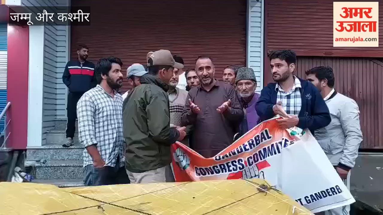 Congress Holds District-Level Candle Light March in Ganderbal in Solidarity with Students; Condemns Assault on NEET/CBSE Protesters