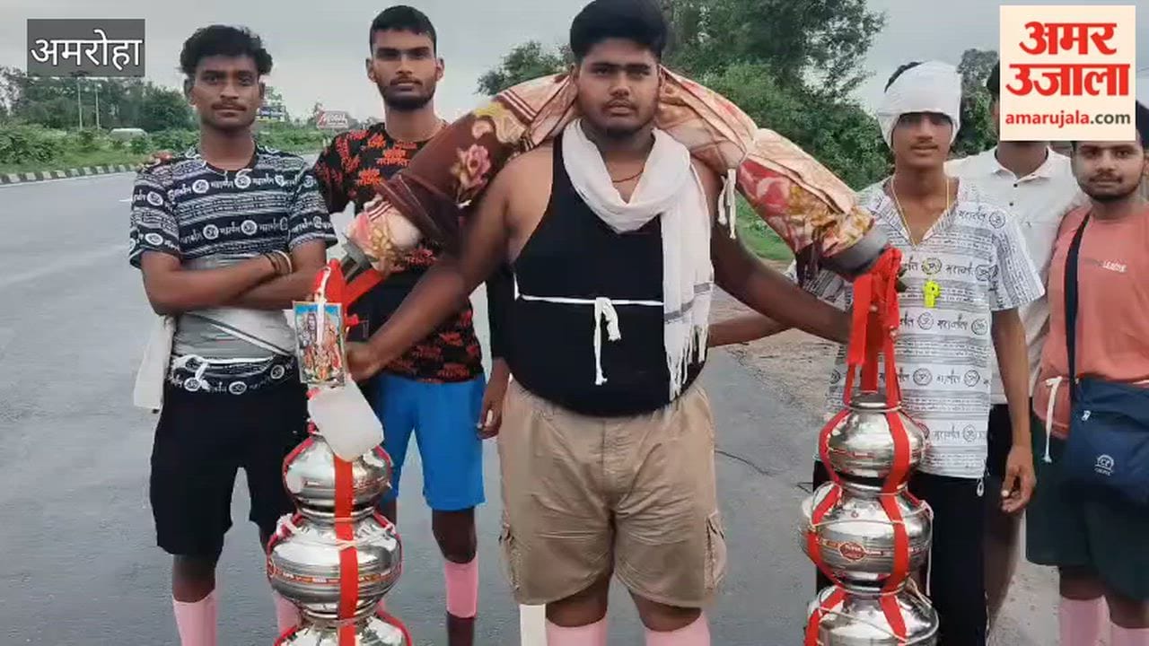 Youth preparing for NDA and the Air Force are immersed in devotion to Lord Bhole.