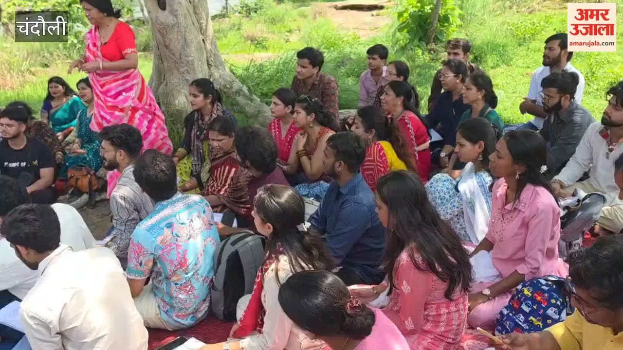 More than 70 seekers from India and abroad undergoing training