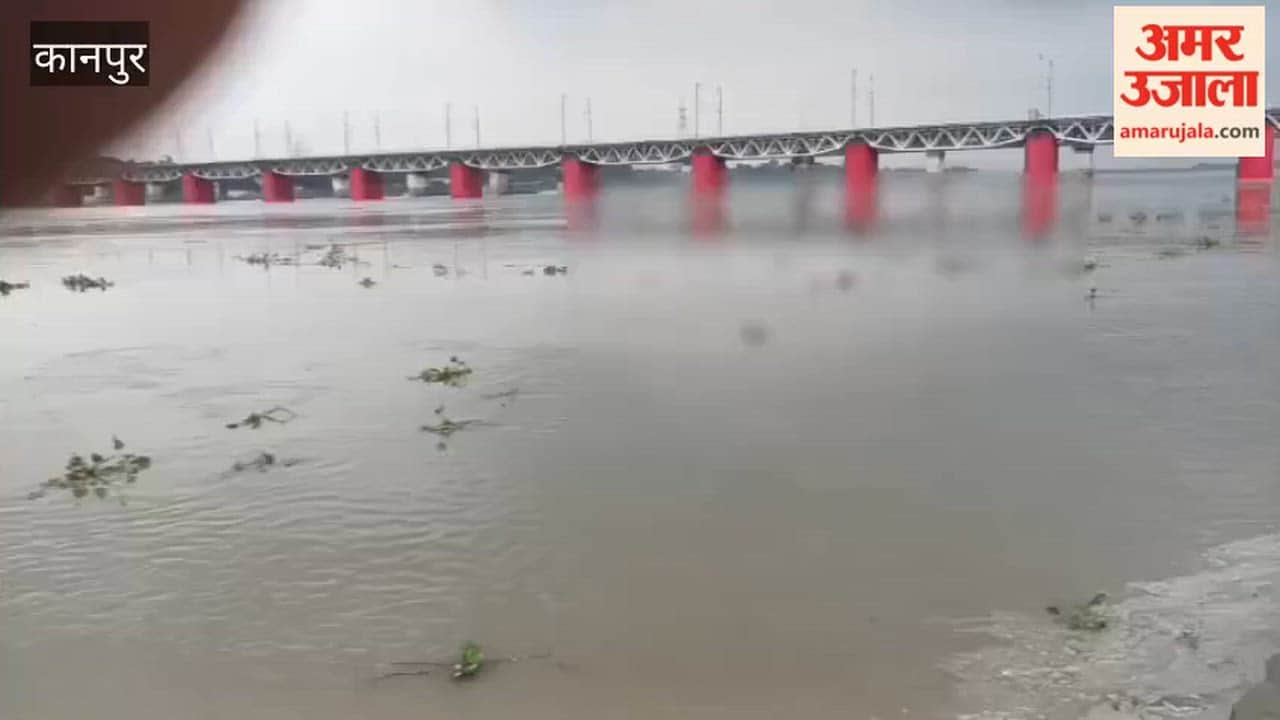 Shuklaganj: Body of young woman spotted floating in the Ganges between Balu Ghat and Anand Ghat
