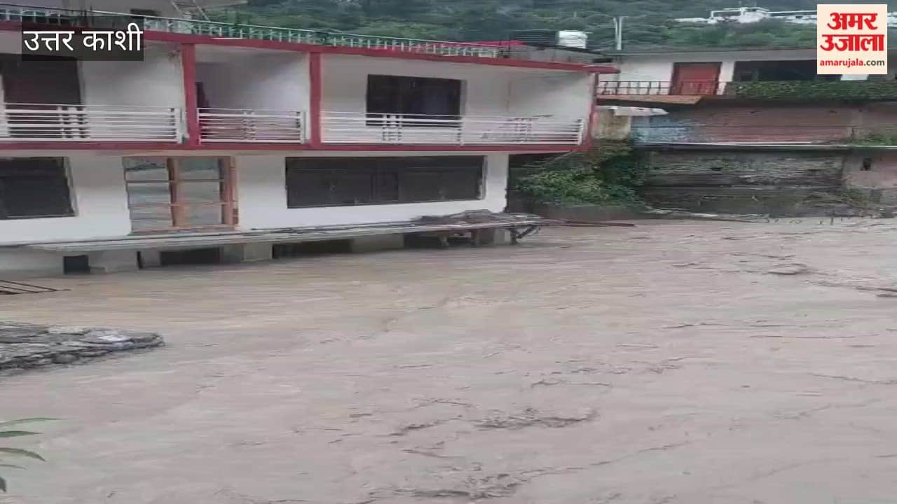 Landslides disrupted traffic on the Yamunotri Highway