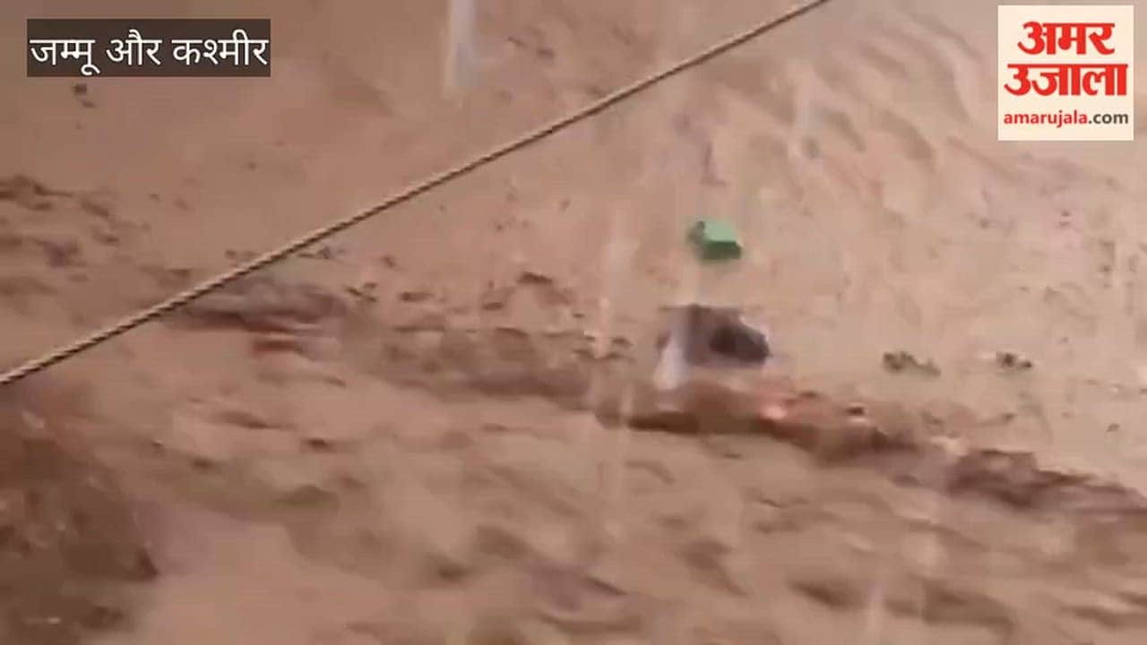 Flash floods in Bandipora school classrooms submerged