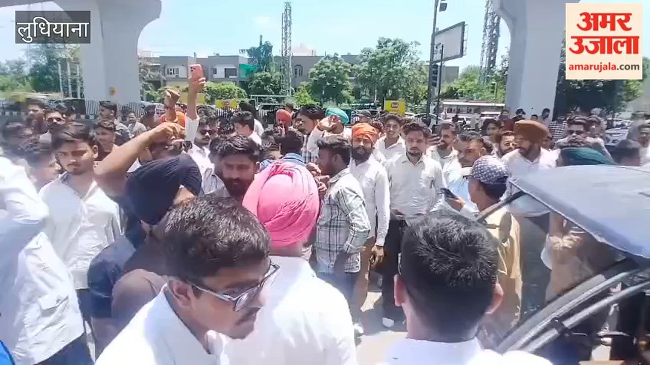 लुधियाना में लीगल एड डिफेंस काउंसिल प्रणाली के विरोध में वकीलों ने निकाला रोष मार्च