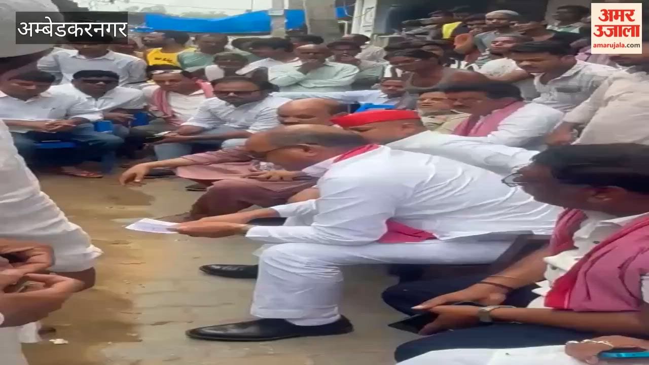 अम्बेडकरनगर में बिजली विभाग की कार्रवाई के विरोध में धरने पर बैठे टांडा विधायक, आश्वासन के बाद उठे